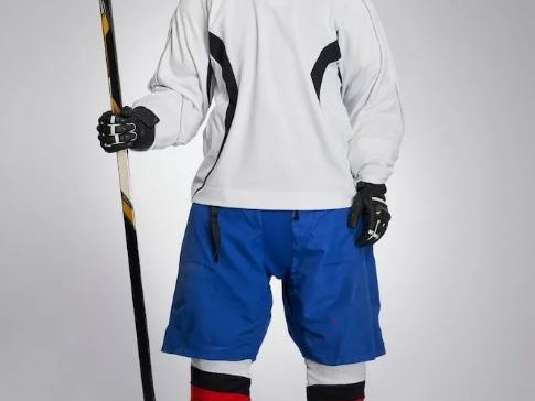 Хоккейная экипировка: как защита стала частью игры