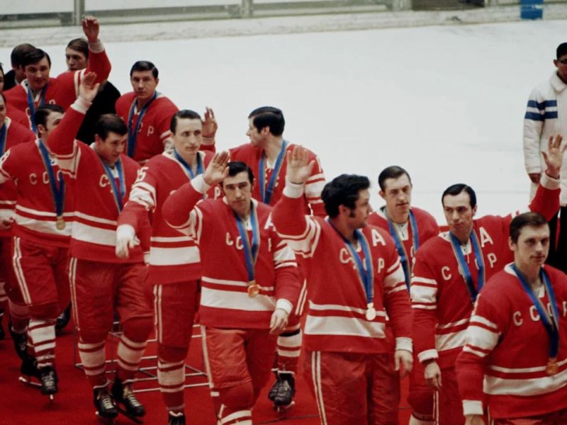 Легенды Олимпийского хоккея: от Сидни Кросби до Хилари Найт